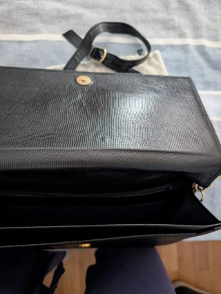 Cartera Víctor Caparrós Negro Piel Texturizada