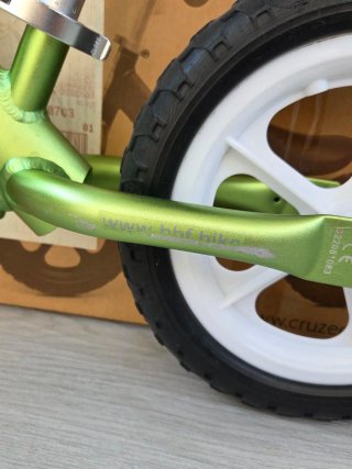 Bicicleta sin pedales Cruzee Ultralite 12 verde