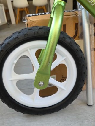 Bicicleta sin pedales Cruzee Ultralite 12 verde
