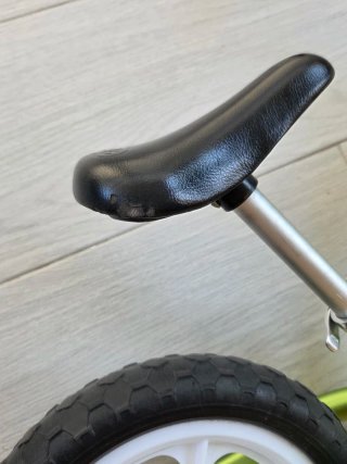 Bicicleta sin pedales Cruzee Ultralite 12 verde