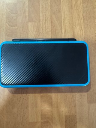 Nintendo New2Ds Xl azul y negra