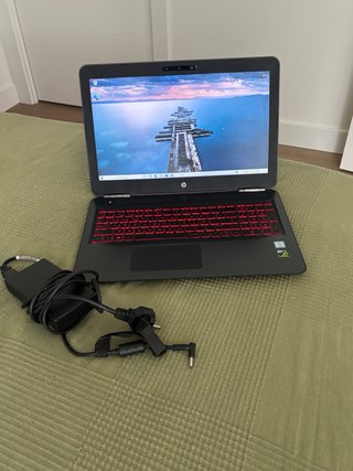 Portátil HP Omen Omen 15-ax001ns