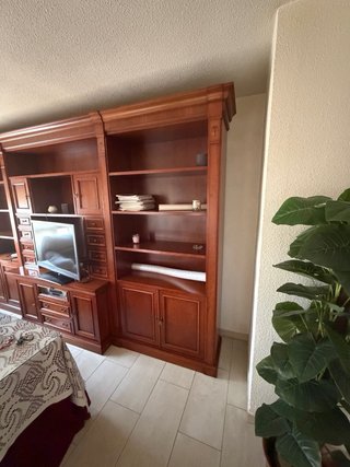 Mueble de salón de madera