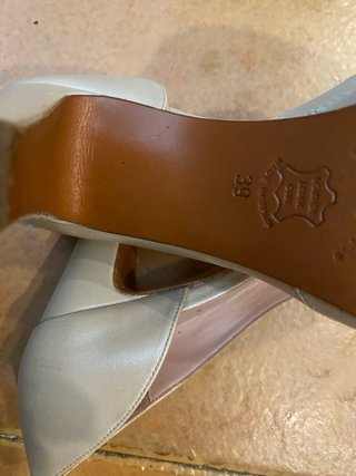 Zapatos de fiesta plateados