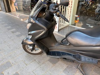 Suzuki Burgman 200