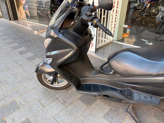 Suzuki Burgman 200