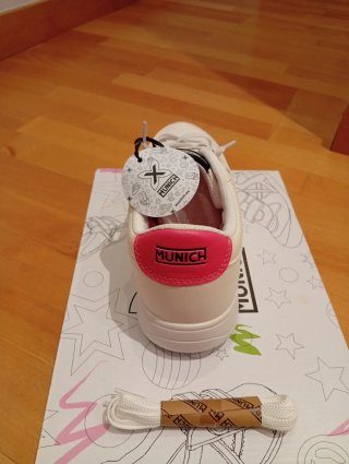 Zapatillas niña Munich Talla 37