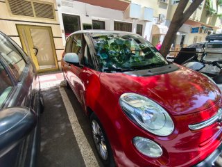 Fiat 500L Rojo y Blanco