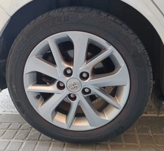 Toyota Auris 2015