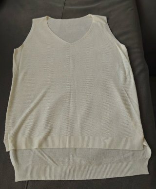 Camiseta sin mangas beige