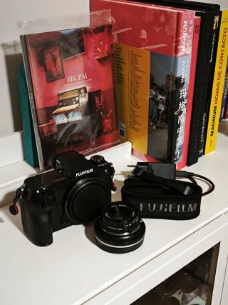 Fuji GFX 50SII + Carl Zeiss Tessar + Extras