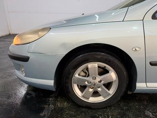 PEUGEOT 407 SR CONFORT 1.8i 115CV MANUAL 4PT 5PZ