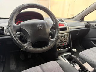 PEUGEOT 407 SR CONFORT 1.8i 115CV MANUAL 4PT 5PZ