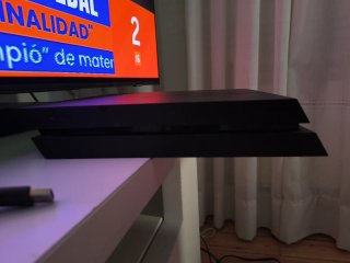 PS4 500GB + Mando Negro