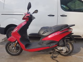 Moto Scooter C 50 Roja