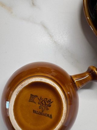 Juego de café, original. cerámica marrón y negro