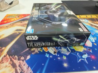 Maqueta Star Wars TIE Advanced x1 Bandai 1/72