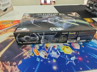 Maqueta Star Wars TIE Advanced x1 Bandai 1/72