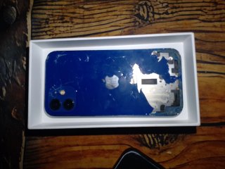 iPhone 12 Blu 128 GB, accessori inclusi