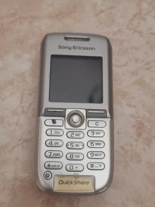 Sony Ericsson Argento/Bianco