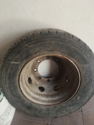 Rueda Camión 265/70R19.5