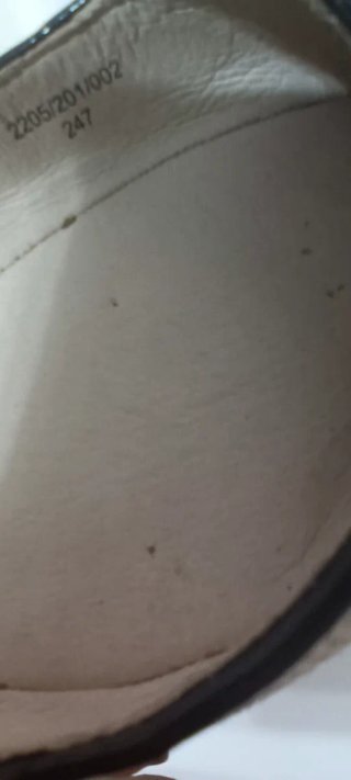 Zapatos Zara Beige Hebilla Negra Cuadrada