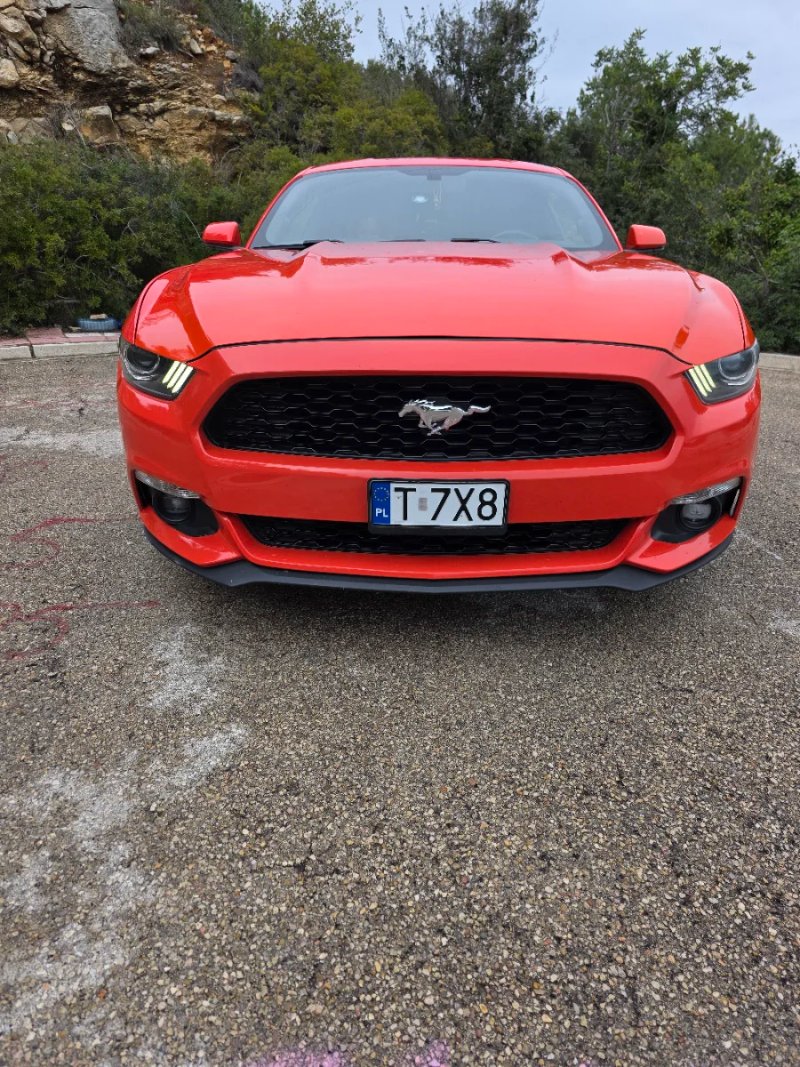 Ford Mustang 2016 - foto 1