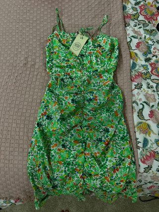 Vestido tirante flores M BSB sin estrenar T-M
