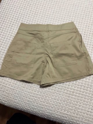 Pantalón corto Zara beige talla M