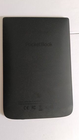 Pocketbook con funda y sin utilizar.