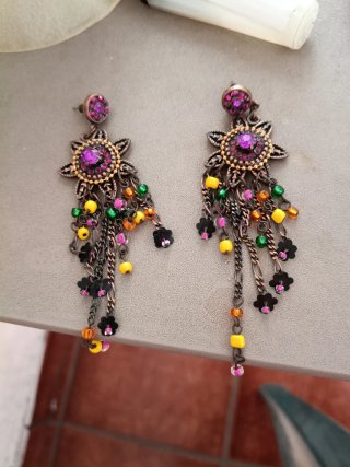 Pendientes Boho Multicolor con Abalorios