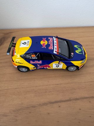 Coche Scalextric J. Gené Red Bull