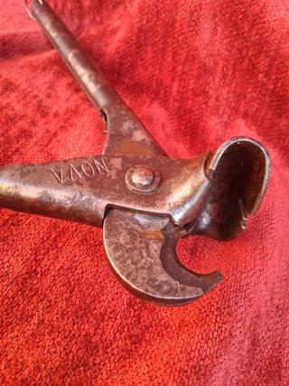 Cortatubos antiguo herramienta
