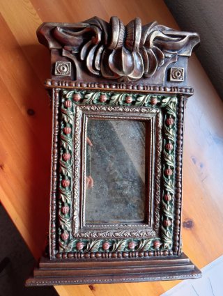 Espejo antiguo estilo clásico