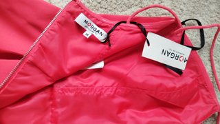 Vestido titantes color Coral, Marca Morgan T-M