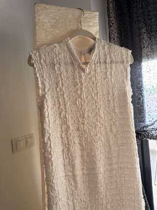 Vestido Zara blanco roto Midi