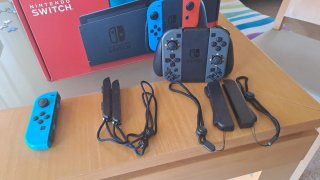 Nintendo Switch Negra y Roja