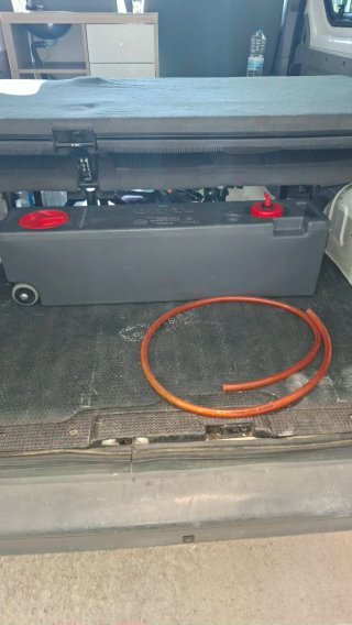 Depósito de agua para camper con ruedas