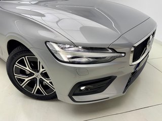 Volvo V60 2023