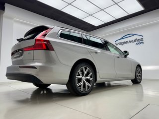 Volvo V60 2023
