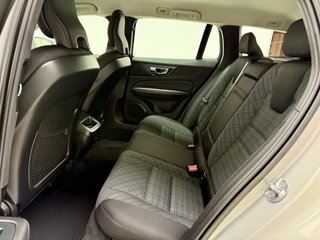 Volvo V60 2023