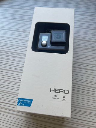 Cámara GoPro Hero Negra y accesorios