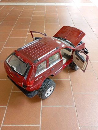 Maqueta Jeep Grand Cherokee para coleccionar