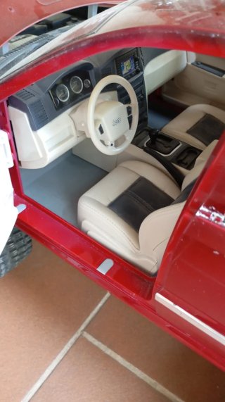 Maqueta Jeep Grand Cherokee para coleccionar