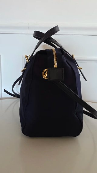 Bolso Bimba y Lola azul marino sin estrenar