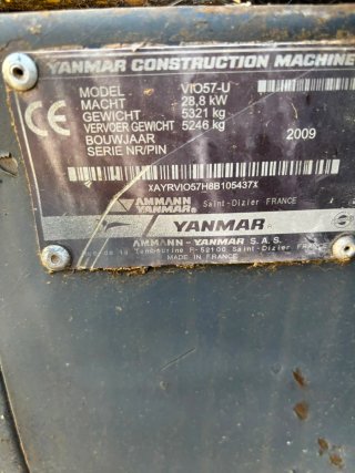 Excavadora Yanmar VIO57