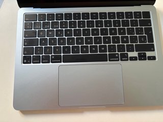 MacBook Air modelo A3240