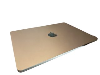 MacBook Air M3 2024