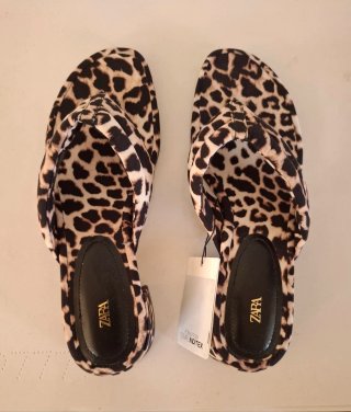 Sandalias ZARA Animal Print