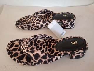 Sandalias ZARA Animal Print